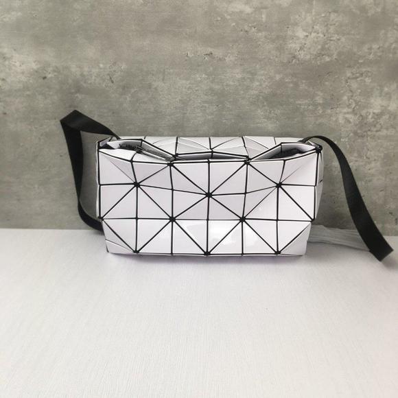 White Baobao Issey Miyake Crossbody Bag with Triangular Appliques - Picture 2 of 12